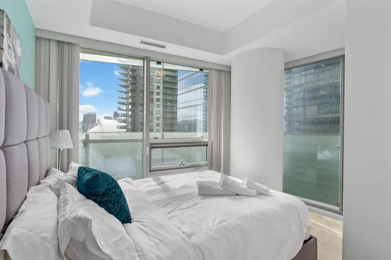 Downtown Suites Toronto Apartment