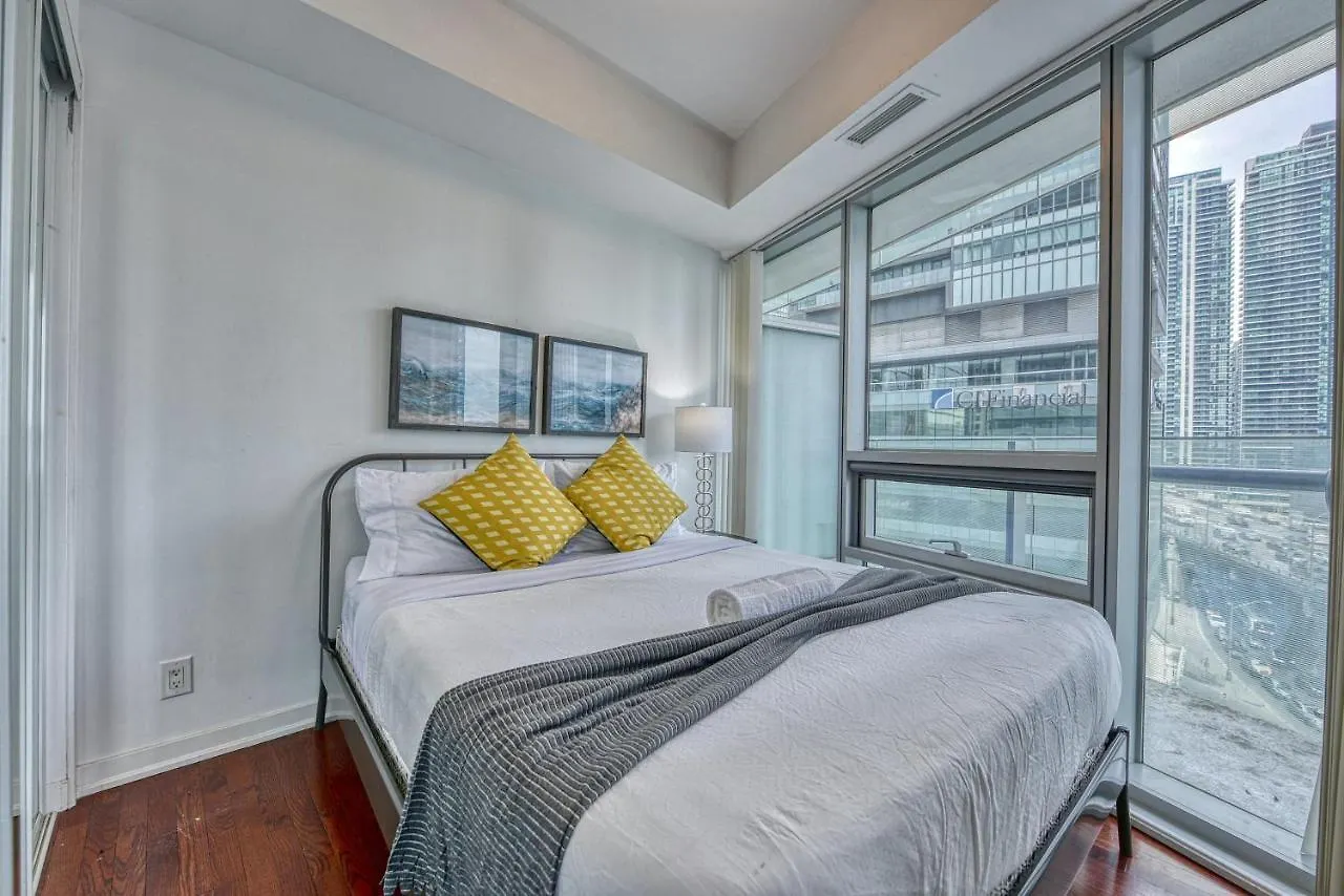 Downtown Suites Toronto Apartment
