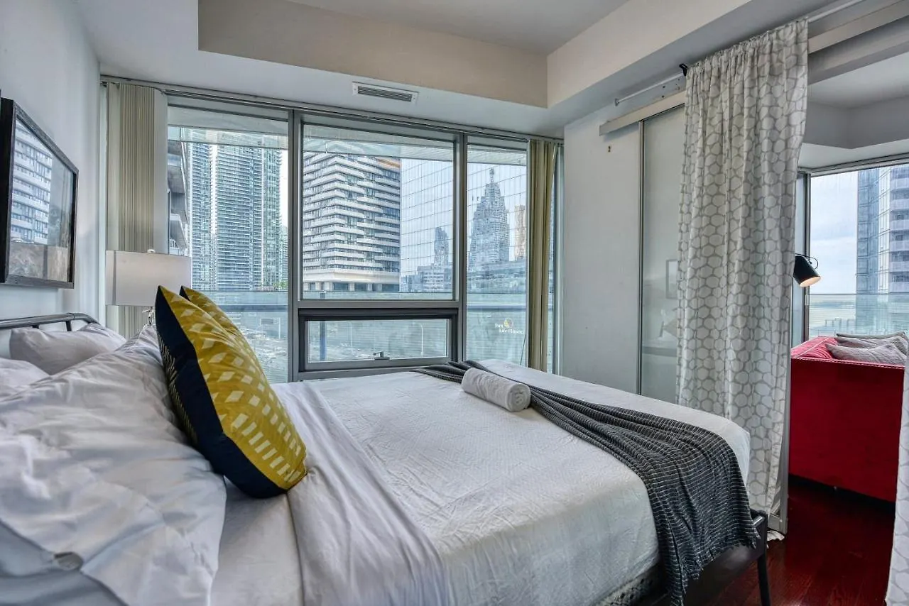 Apartment Downtown Suites Toronto Canada