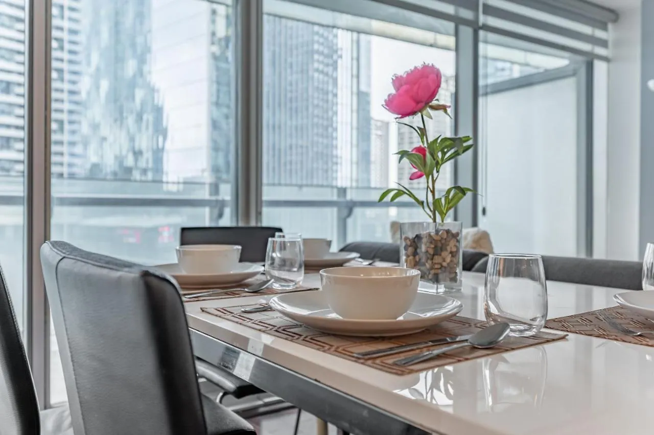 Downtown Suites Toronto Apartment