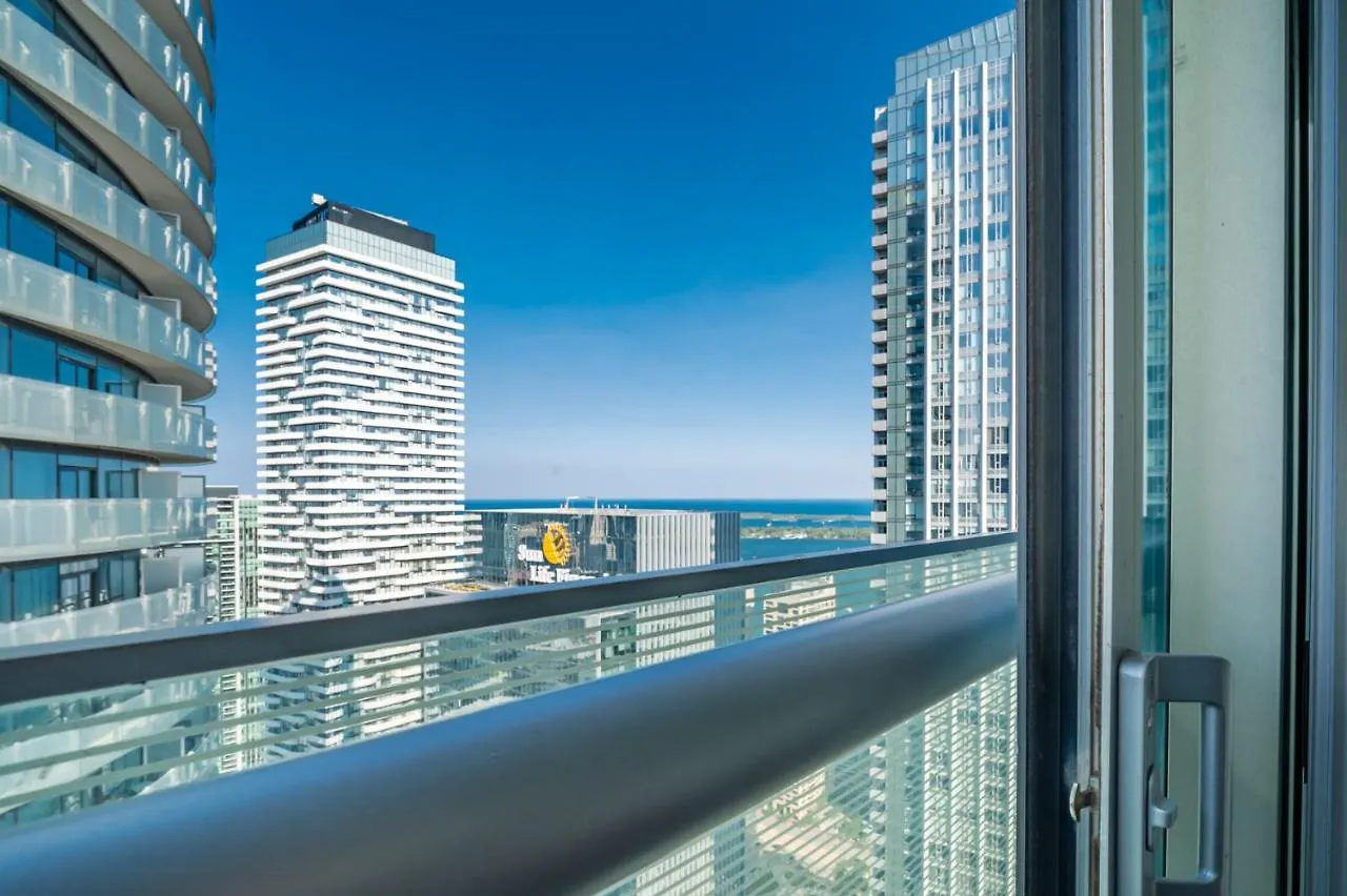 Downtown Suites Toronto Apartment